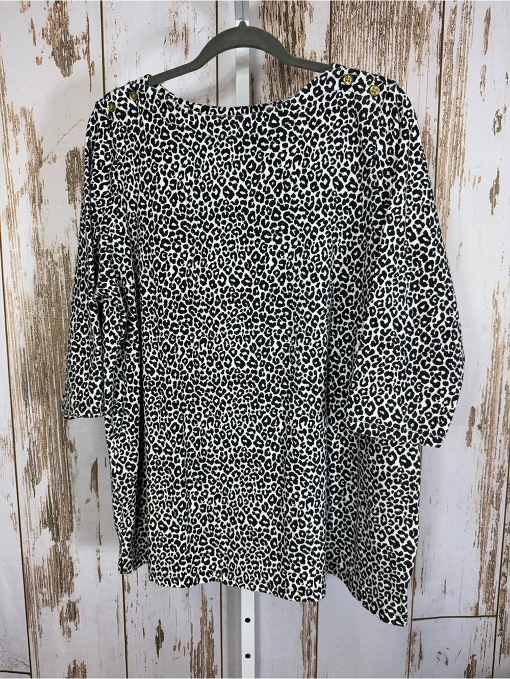 Jessica London, Leopard Print Boat Neck Blouse. Size 22/24. Excellent condition!
